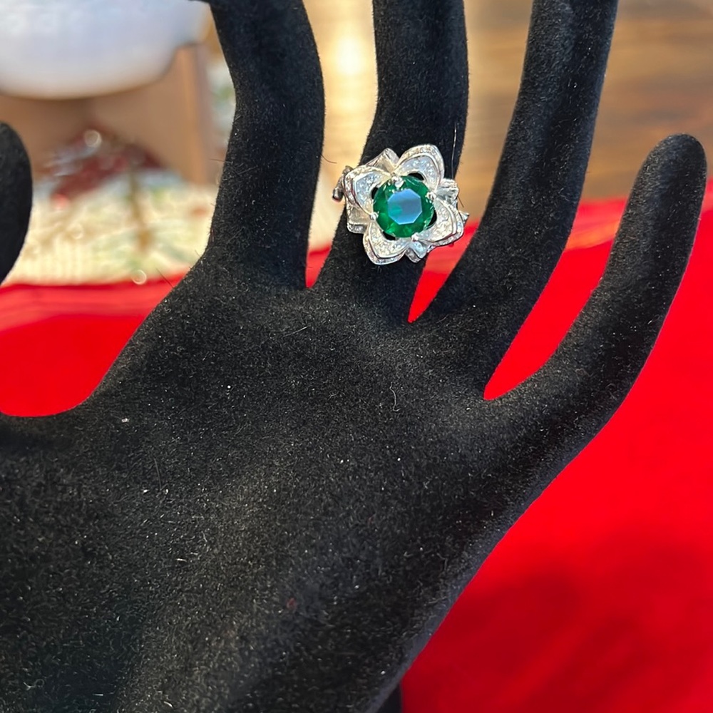 Green silver ring